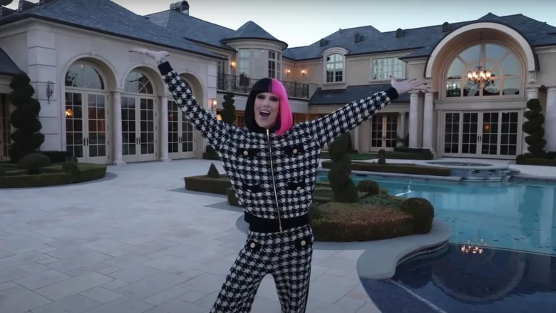 Jeffree Star’s Opulent Hidden Hills Mansion